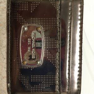 Michael Kors credit card wallet silver